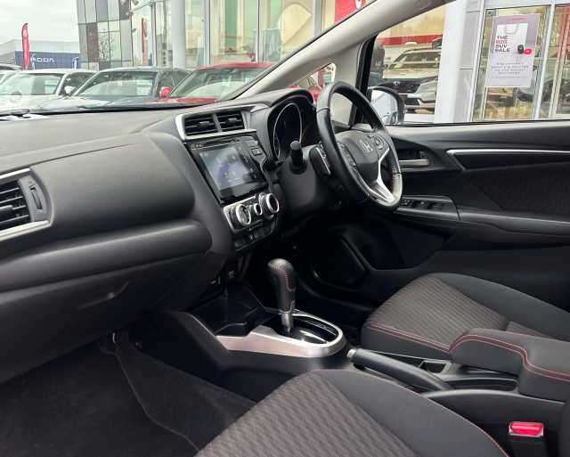 Honda Jazz 1.5 i-VTEC Sport 5dr CVT 