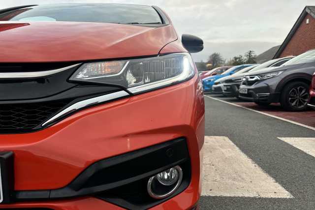 Honda Jazz 1.5 i-VTEC Sport 5dr CVT 