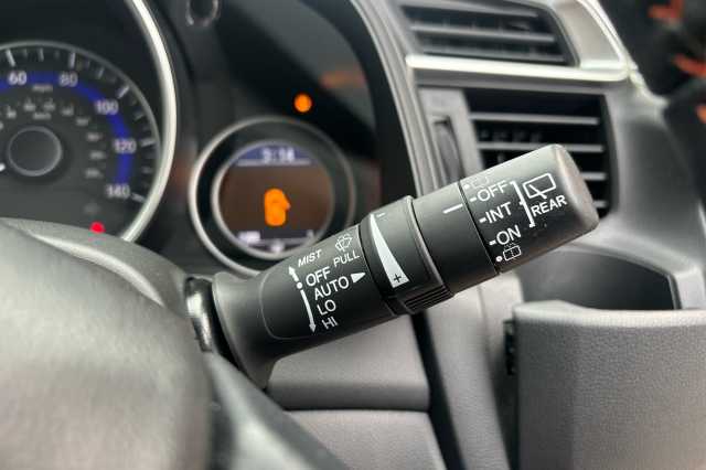 Honda Jazz 1.5 i-VTEC Sport 5dr CVT 