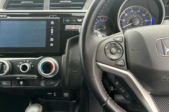 Honda Jazz 1.5 i-VTEC Sport 5dr CVT 