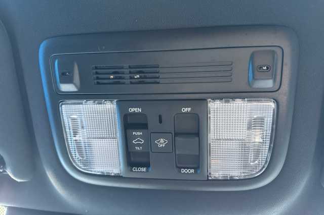 Honda Civic 1.5 VTEC Turbo Prestige 5dr 