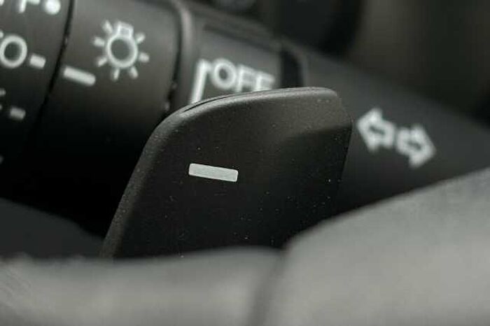 Honda HR-V Hybrid 1.5 i-MMD (131ps) Advance eCVT 5-Door 