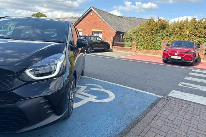 Honda Jazz Hybrid 1.5 i-MMD Hybrid Advance 5dr eCVT 